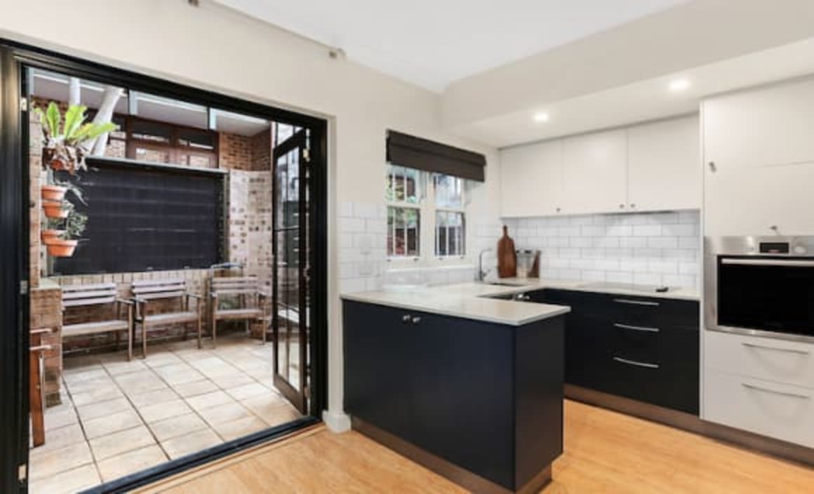 BrickX offers $95 'brick' for townhouse in Sydney's Surry Hills 