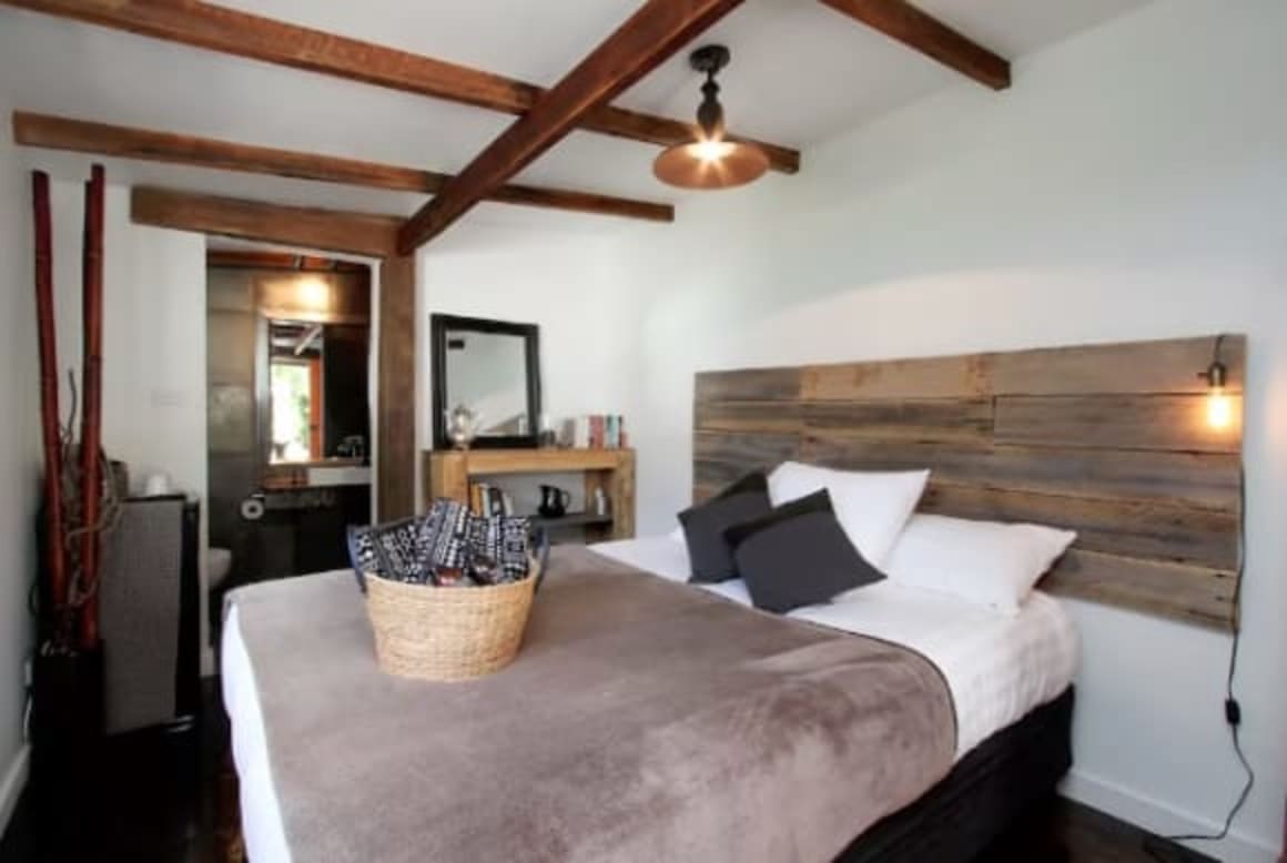 Hobart housing market 'robust', with Airbnb's help: MyState Bank chief