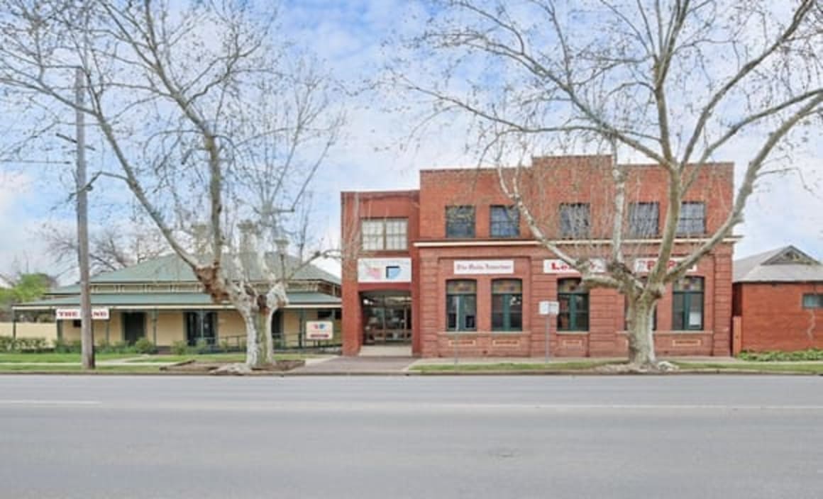 Retail building occupied by jeweller in Wagga Wagga's main shopping strip listed