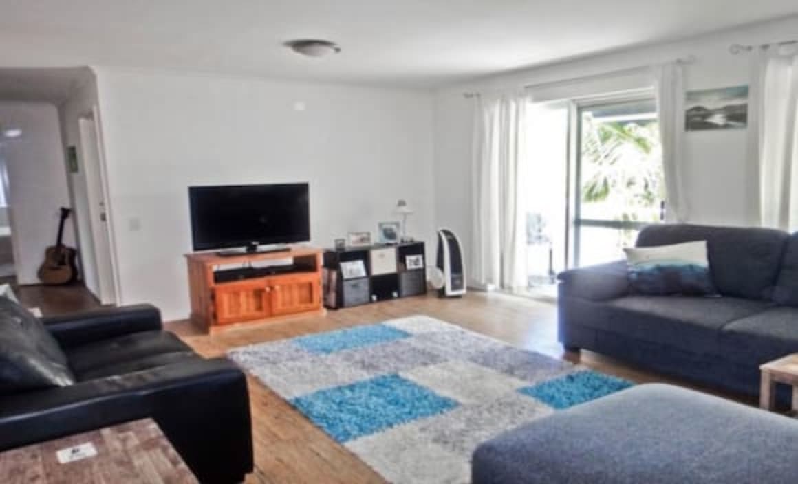 Surfers Paradise apartment accepting Bitcoin payment