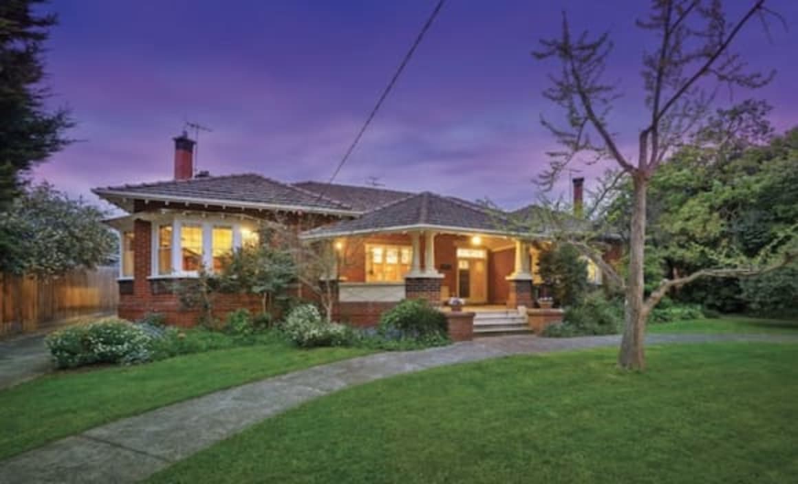 Adelaide star in weekend auctions