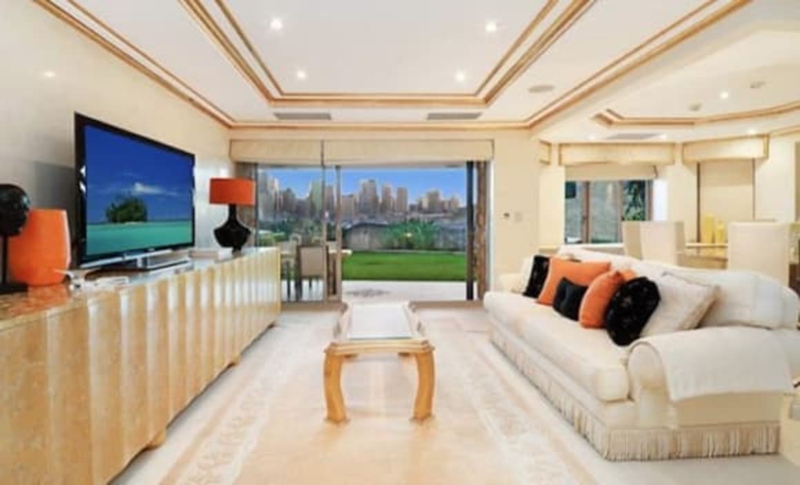 Kirribilli apartment smashes suburb record with $10.8 million sale