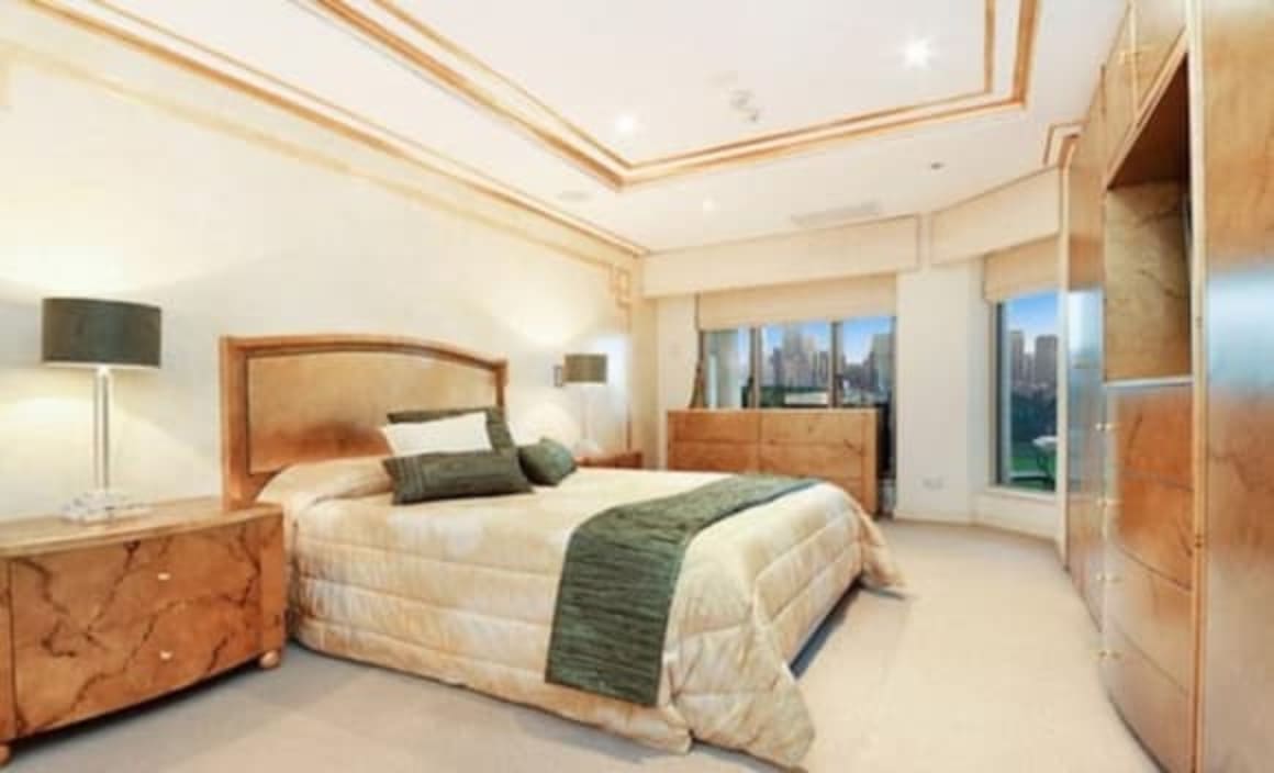 Kirribilli apartment smashes suburb record with $10.8 million sale