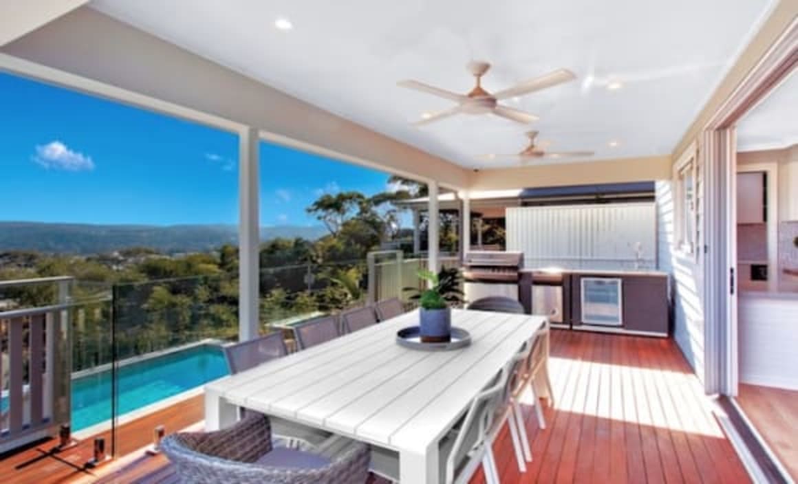 Mitchell and Alyssa Starc continue Northern Beaches property purchasing