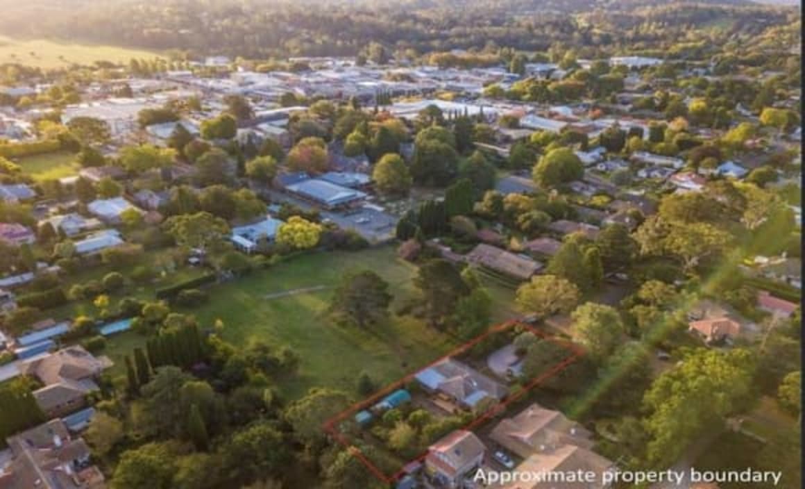 Old Bowral trophy home listed with $1.35 million hopes