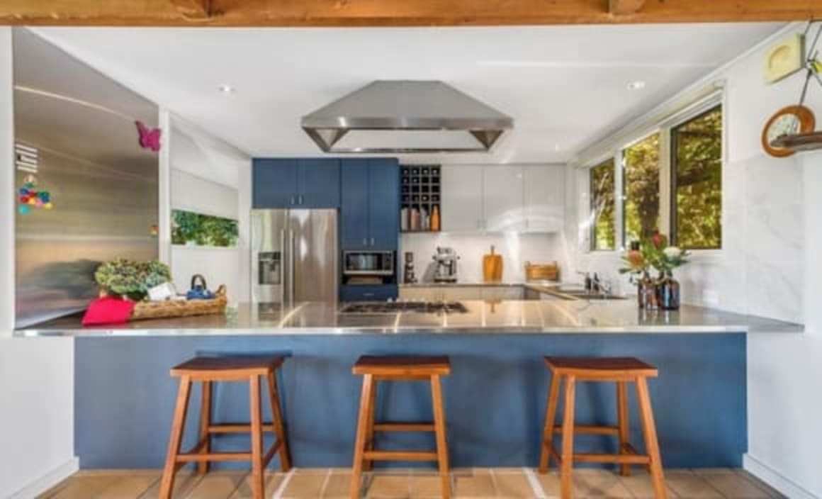 Philip Cox-designed 1995 Kilmore home listed