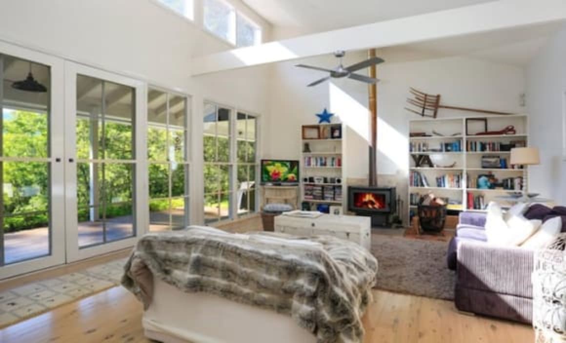 INXS guitarist Tim Farriss sells Kangaroo Valley retreat