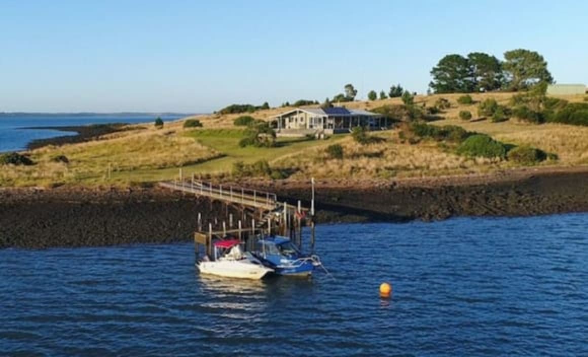 Elizabeth Island given $6.95 million asking price