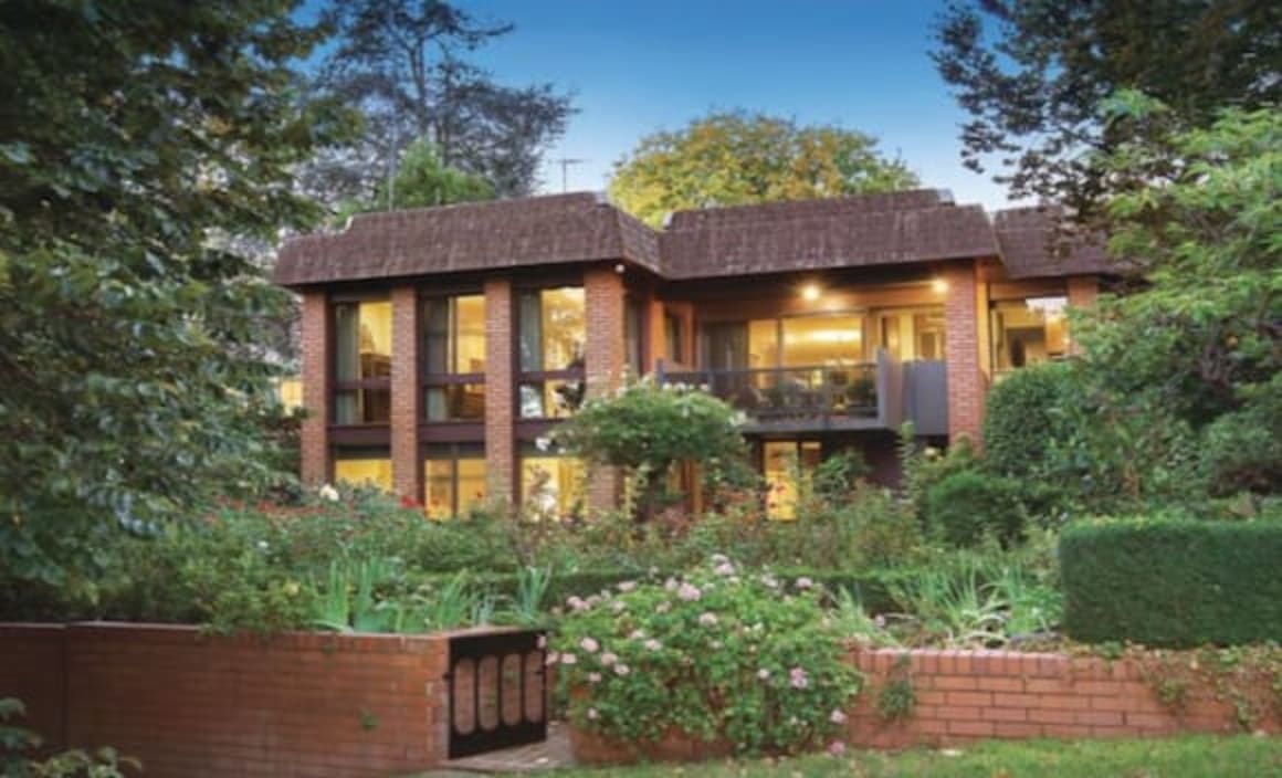 Auction clearance rates are yo-yoing, but autumnal trend is downwards