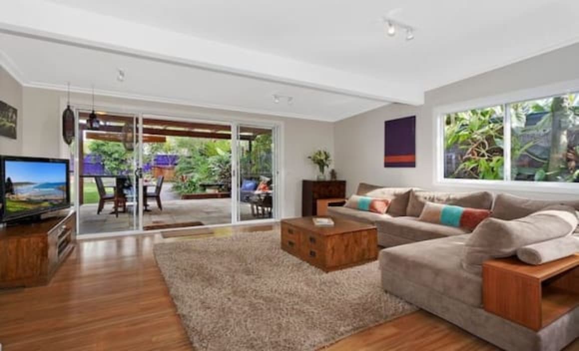 Europe-bound Channel Nine reporter Amelia Adams puts her Frenchs Forest home up for rent 