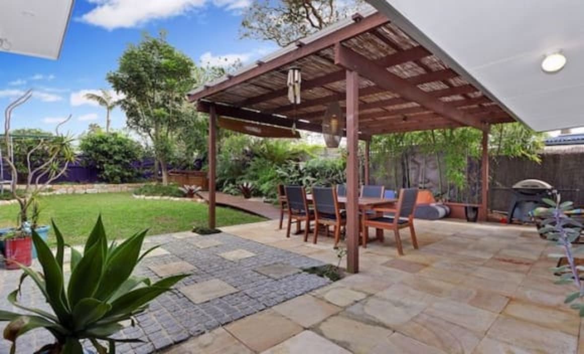 Europe-bound Channel Nine reporter Amelia Adams puts her Frenchs Forest home up for rent 