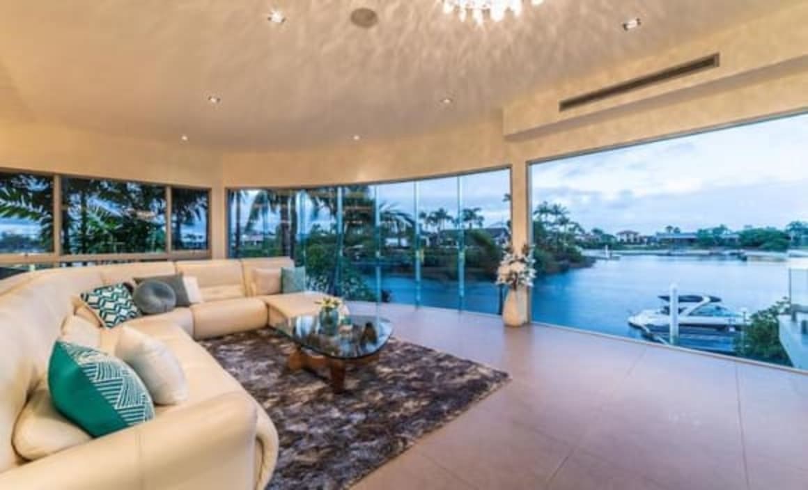 Bundall five bedroom house with water views listed for $3.28 million 