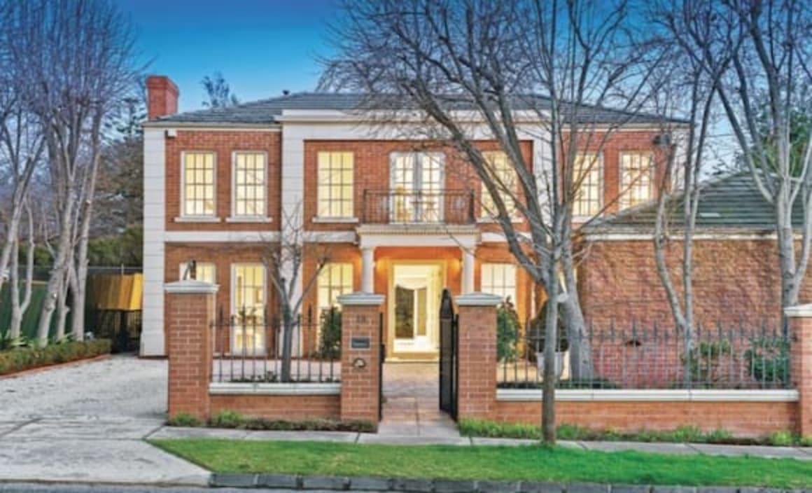 Auction volumes and clearance rates rise in Spring