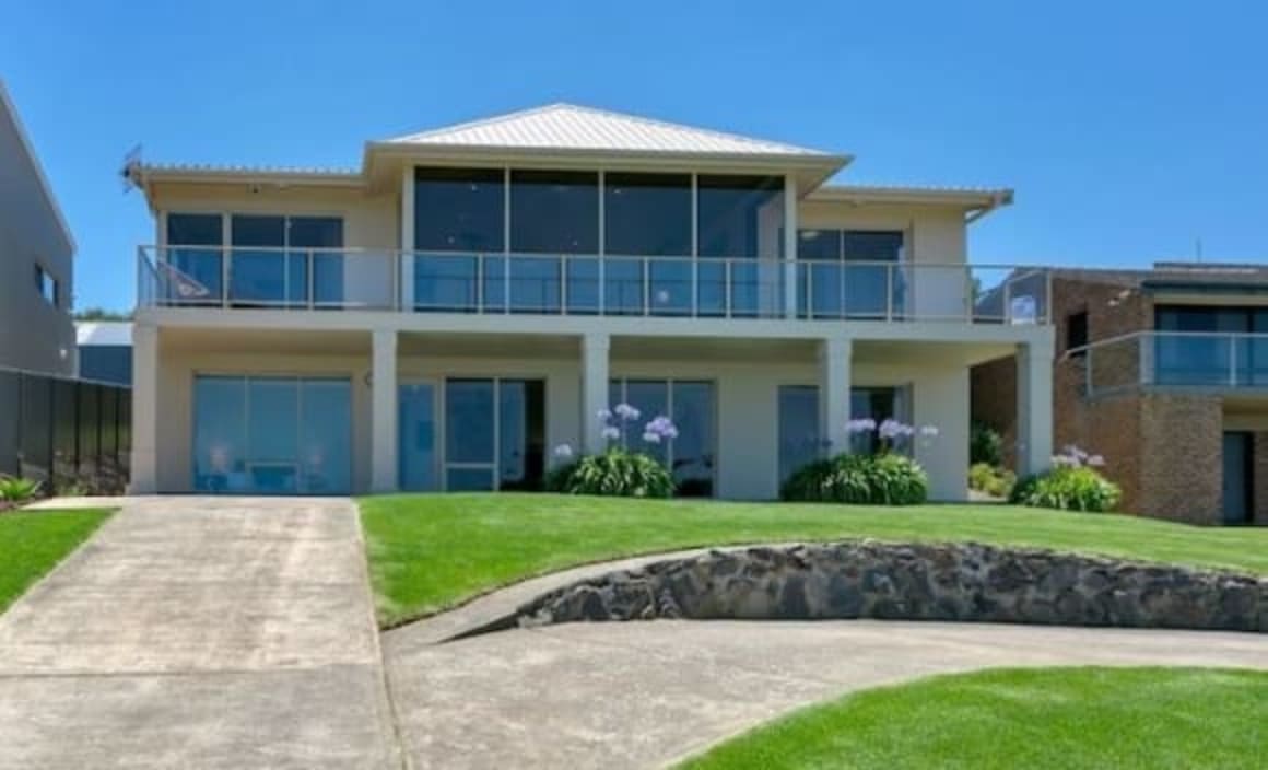 Adelaide inner and middle ring suburbs the best price growth prospects: HTW