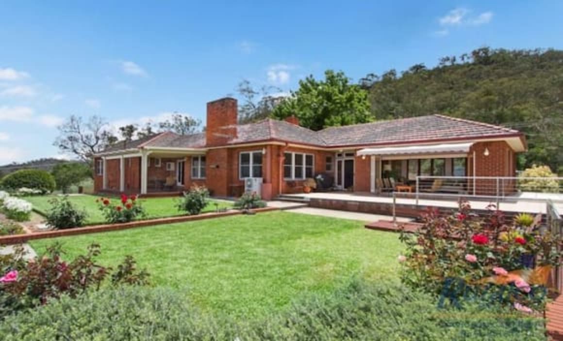 What can investors find in Tamworth's high end market? HTW residential