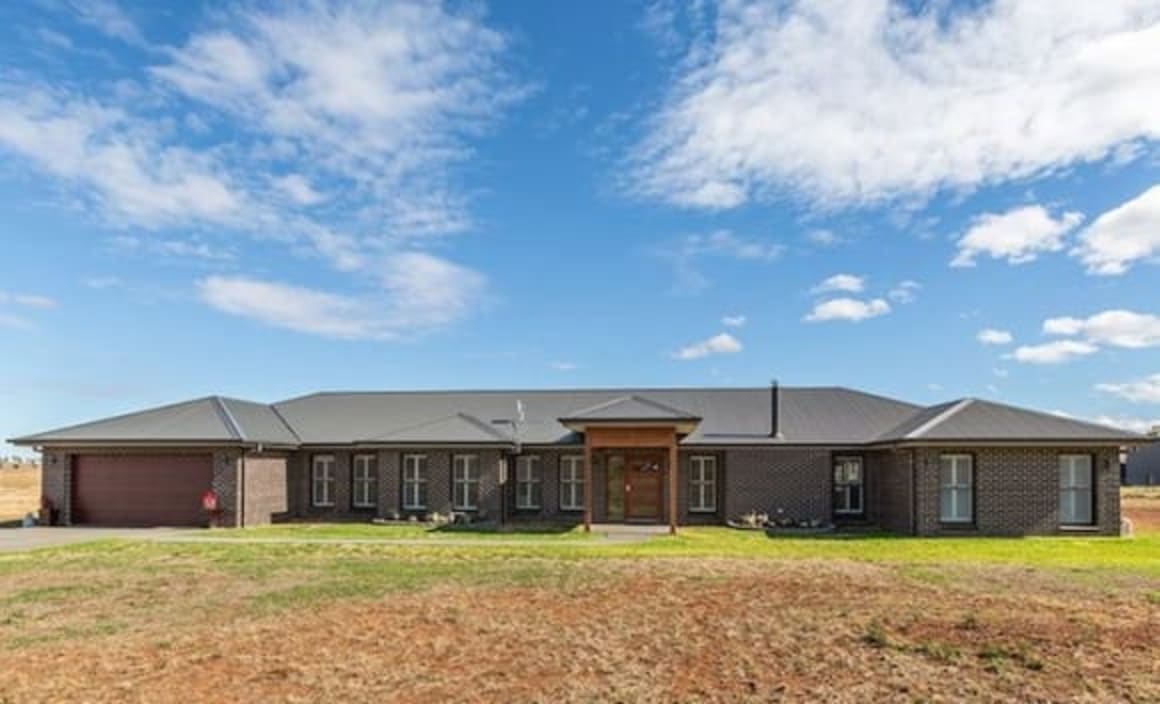 What can investors find in Tamworth's high end market? HTW residential