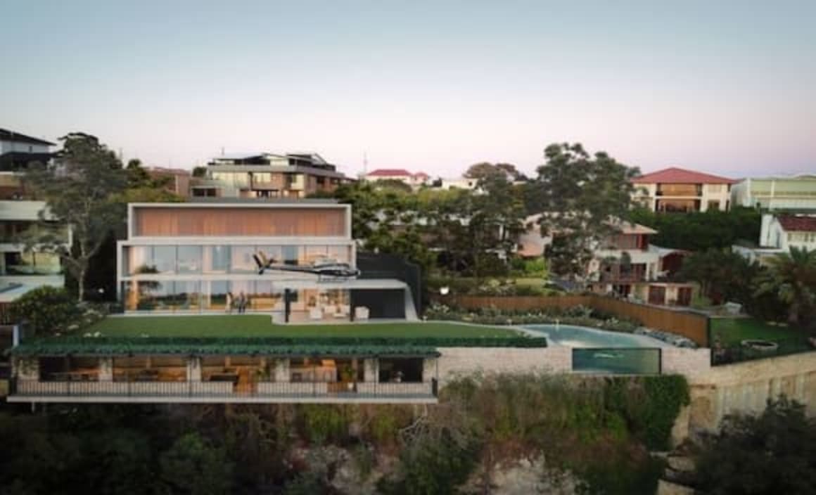 Pokie king Malcolm Steinberg lists Mosman Park cliffside home