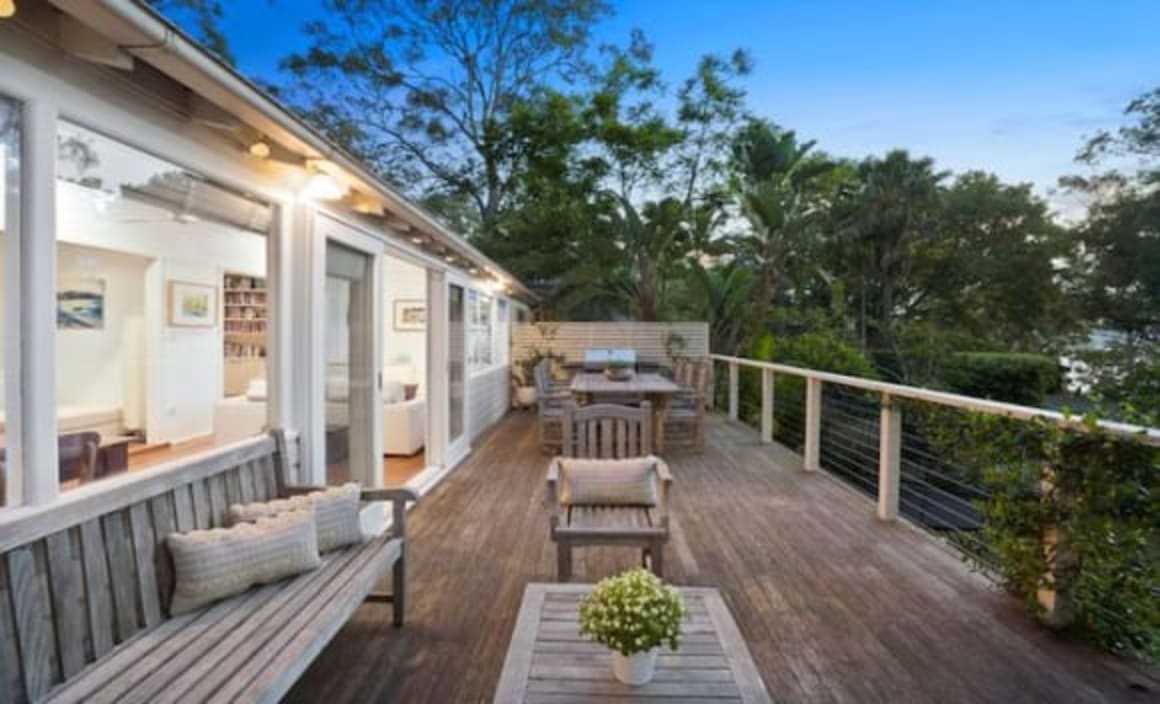 Best-selling author Sarah Turnbull quickly sells Avalon home
