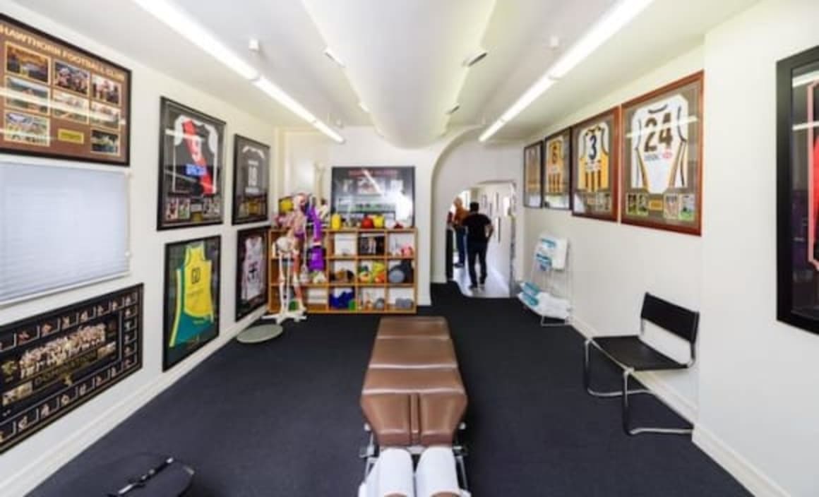 Toorak Village commercial space leased to chiropractor for sale