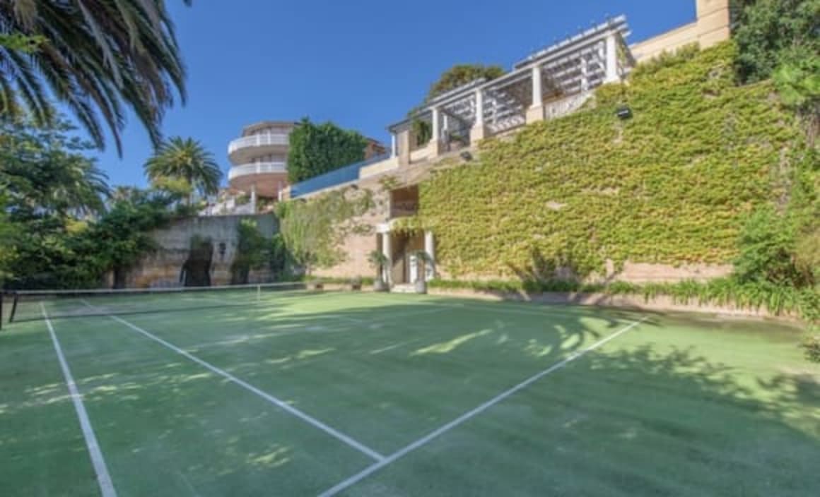 McGrath chief executive Geoff Lucas sells in Cremorne after buying half a Palladian villa in Bellevue Hill
