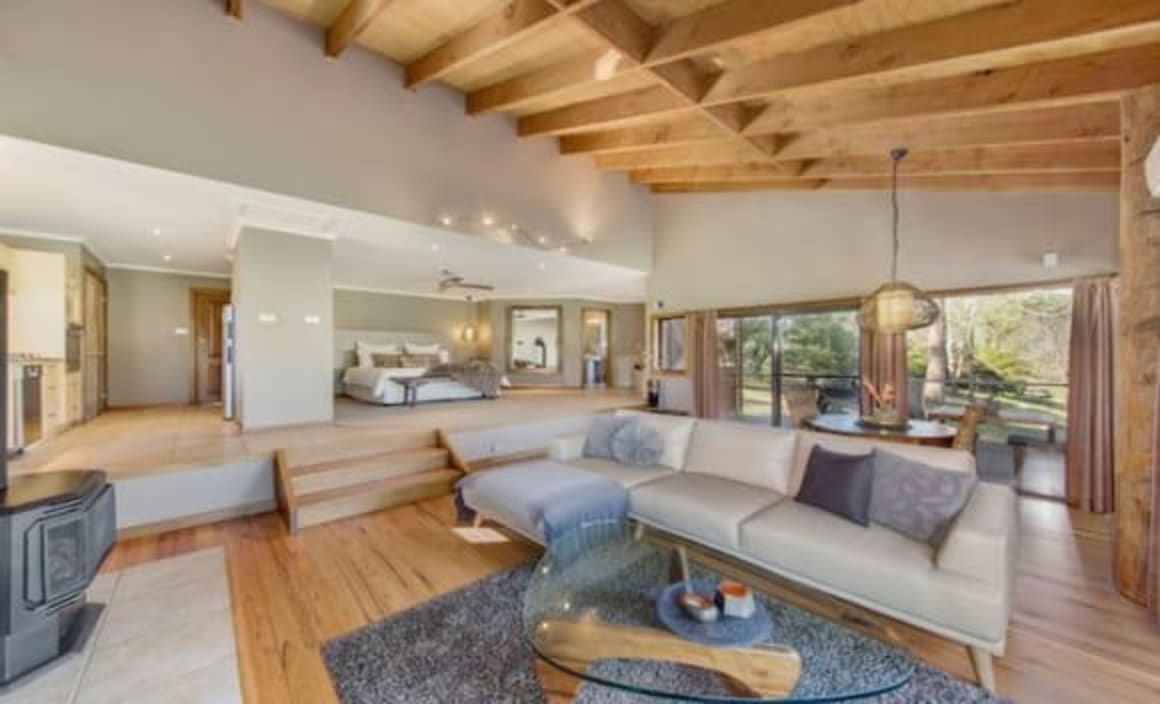 Cedars Mount View, Hunter Valley trophy farmhouse listed 