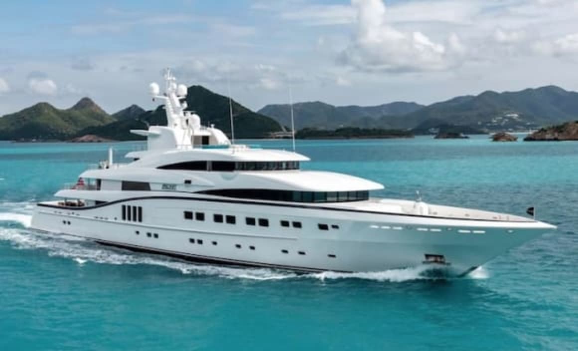 Aussie John Symond lists superyacht Hasna for $160 million, eyeing a bigger future boat