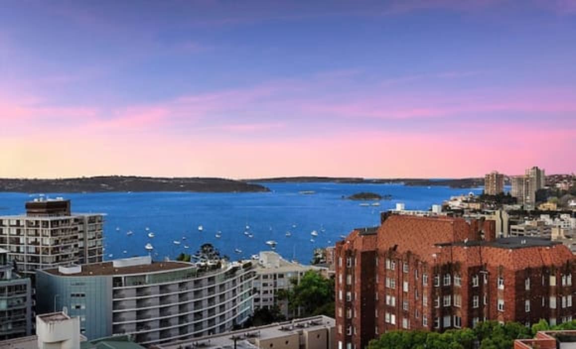 Elizabeth Bay penthouse within landmark building Gazebo listed 