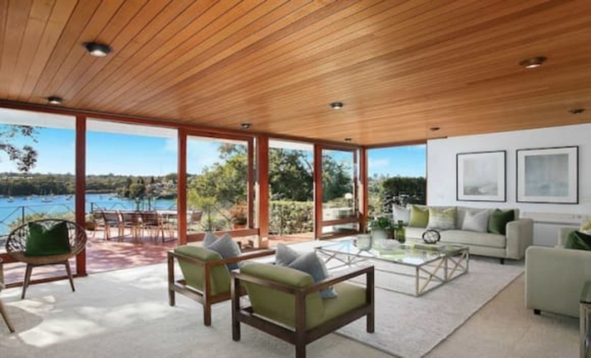 Weekend auction volumes rise with downward clearance rate pressure