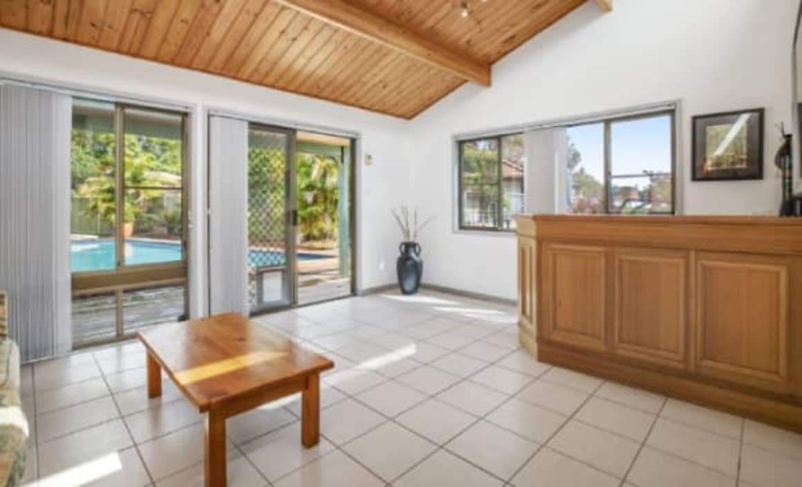 The Block 2014 winner Shannon Vos and wife Lisa buys Shire family home