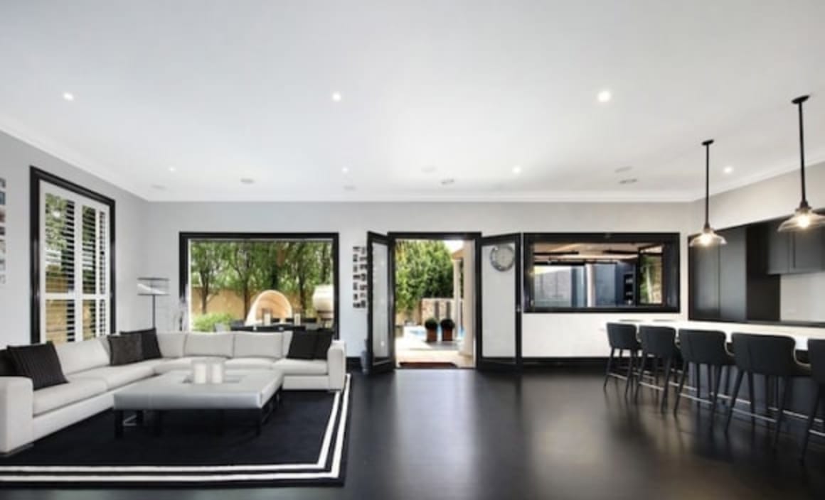 Shane Warne seeks to flip his Brighton home