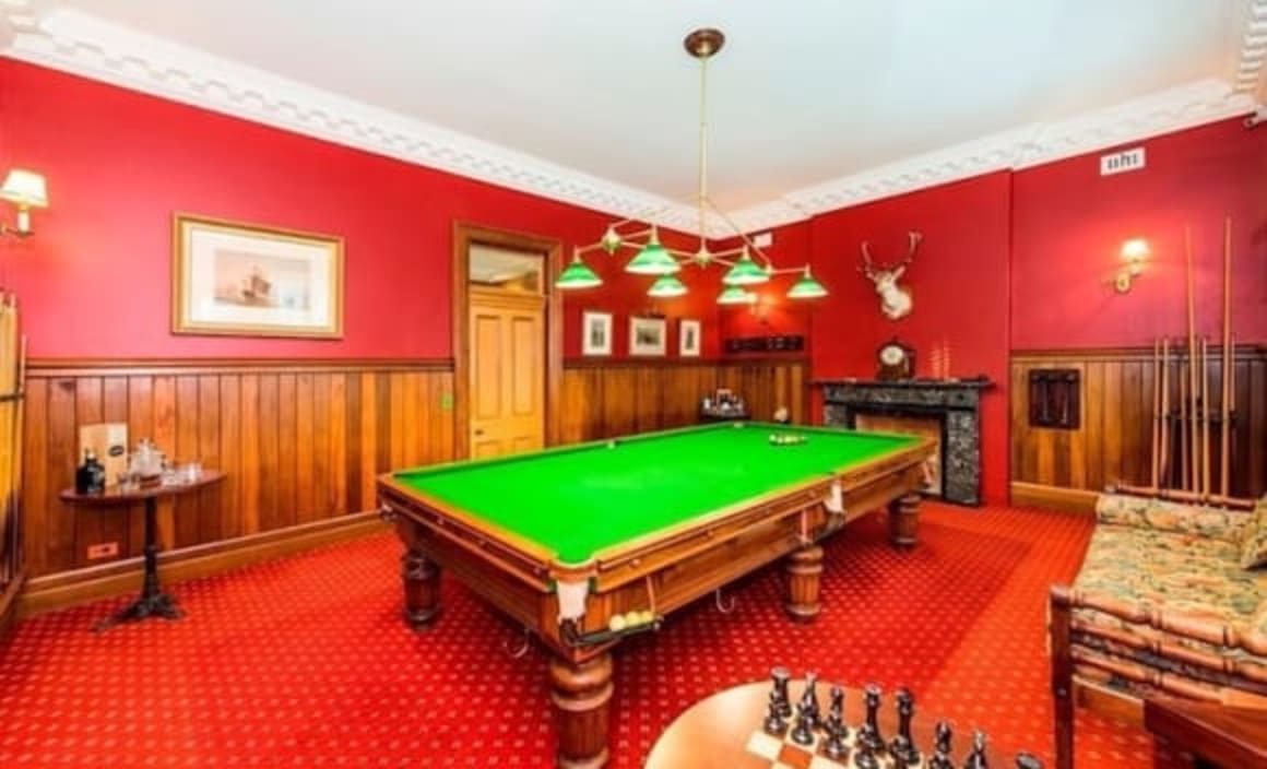 Bicton, Perth riverside trophy home hits the market