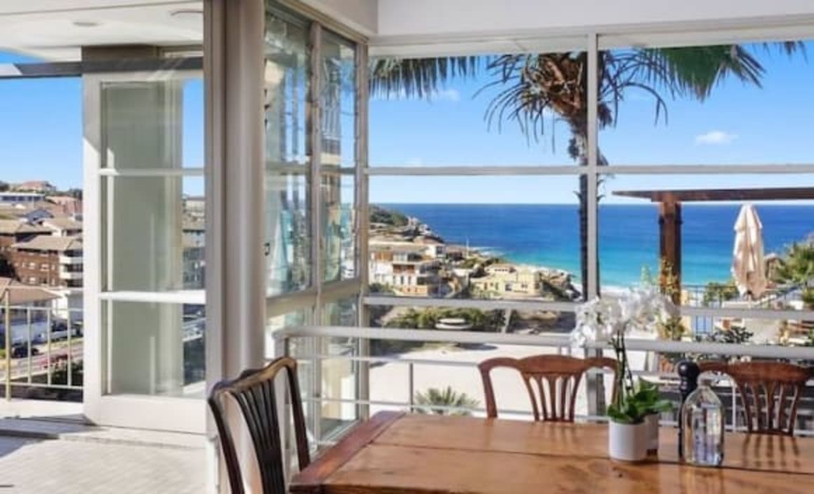 YouTuber and gamer Elliott Watkins spends $9.1 million in Tamarama