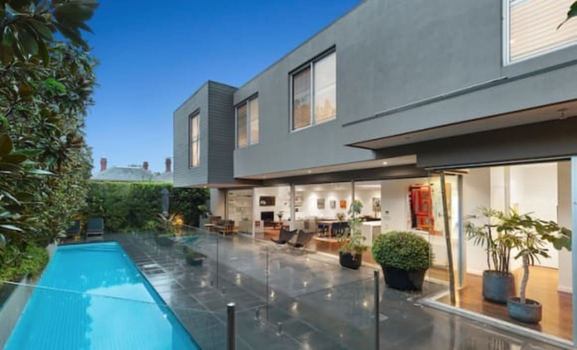 Melbourne continues residential auction rebound