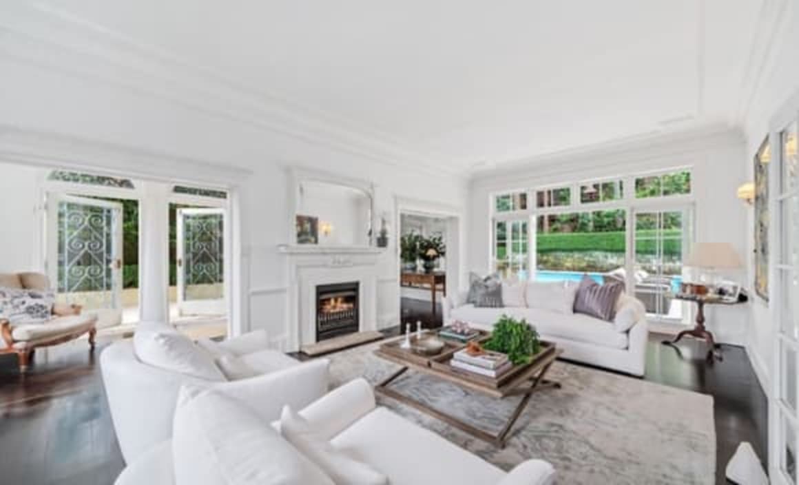 Murray's Coaches boss Ron Murray sells longtime Bellevue Hill home