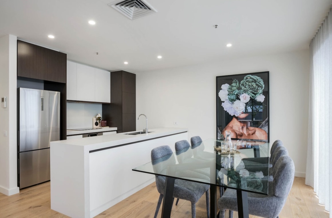 Developer Hallmarc offer $10,000 furniture vouchers for buyers in Melbourne apartment development Vista Apartments