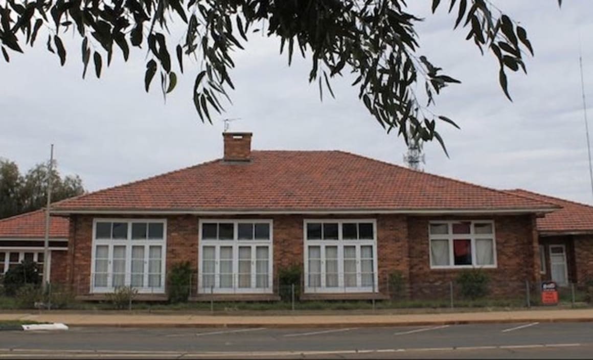 Vacant RSL building at Cunnamulla for sale