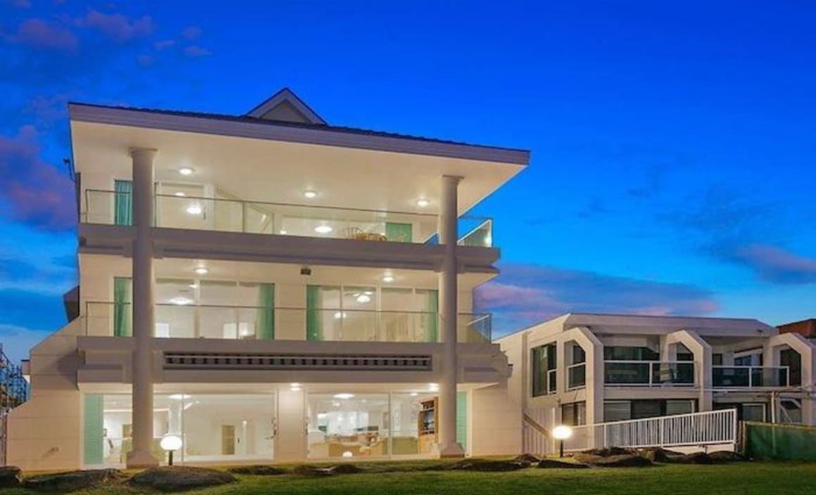 Blue Gold Coast mansion sold for $6 million 