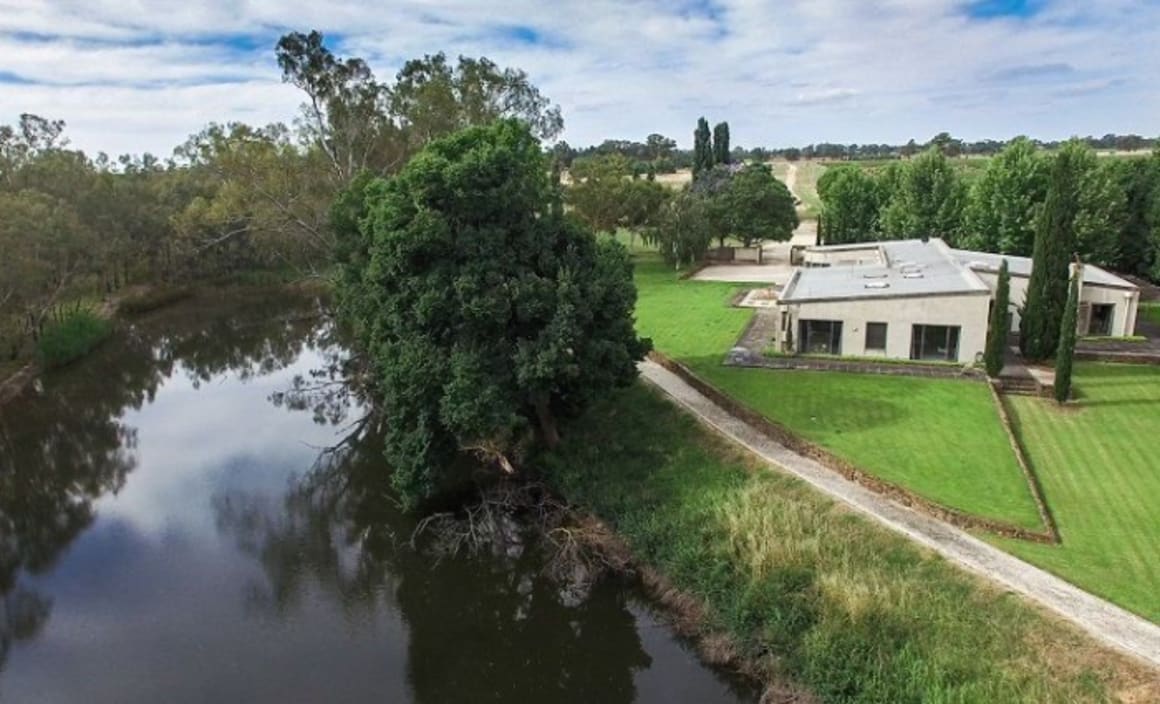 Rutherglen winery The Tuileries hits the market
