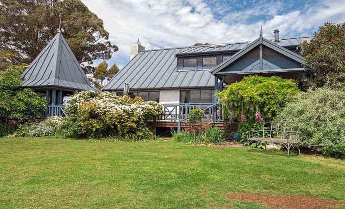 Ronnie Burns lists Tasmania's Appin Hall