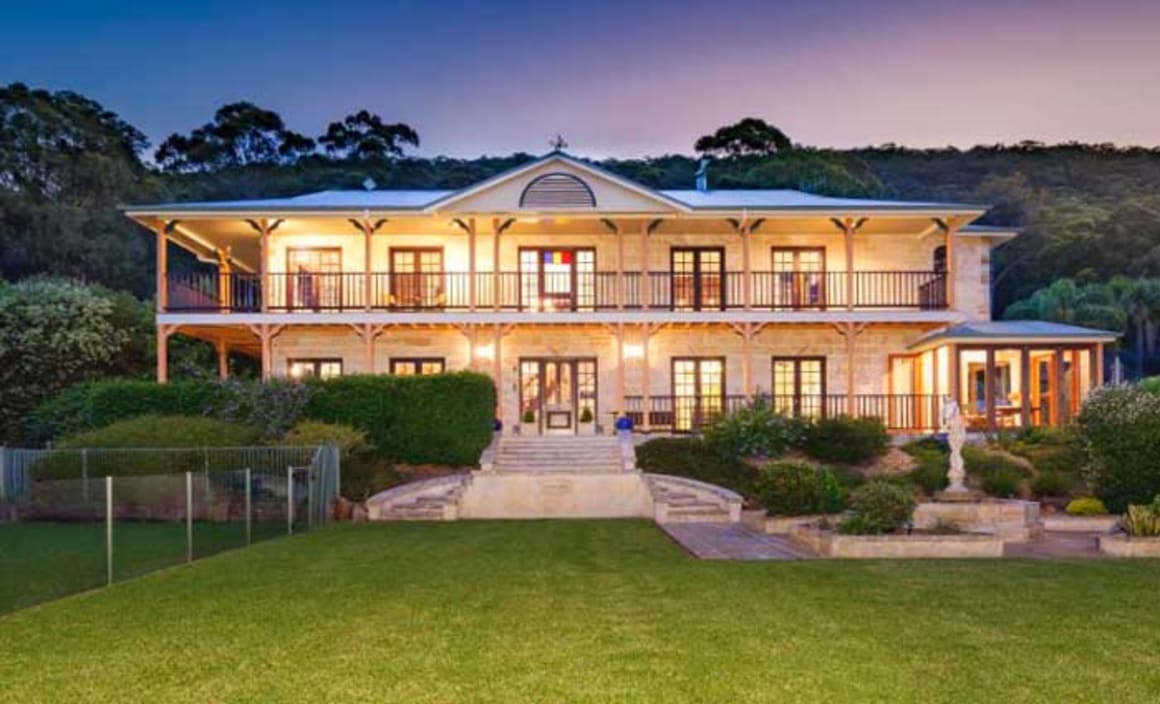 Buckingham Palace restorer sells Highfield Manor, Coomba Bay