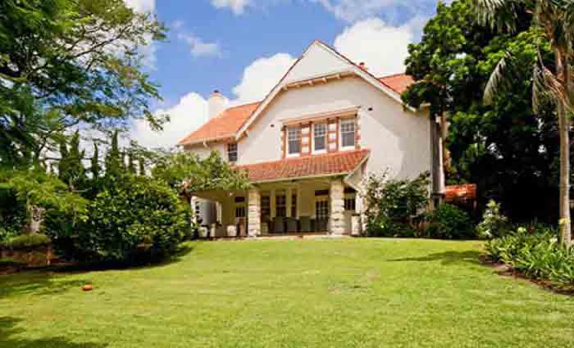 Shock prestige price decline at Rose Bay