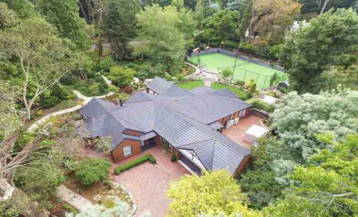 Adelaide Hills trophy 'The Maples' listed