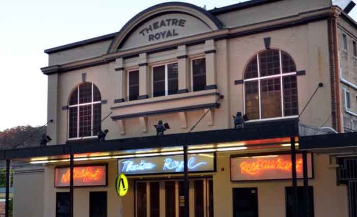 Lithgow's 1920's Theatre Royal listed