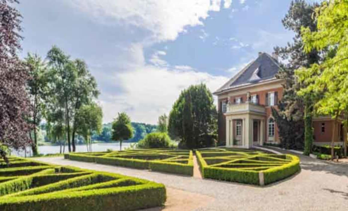 Villa Kampffmeyer, Germany trophy home offering through Savills International 