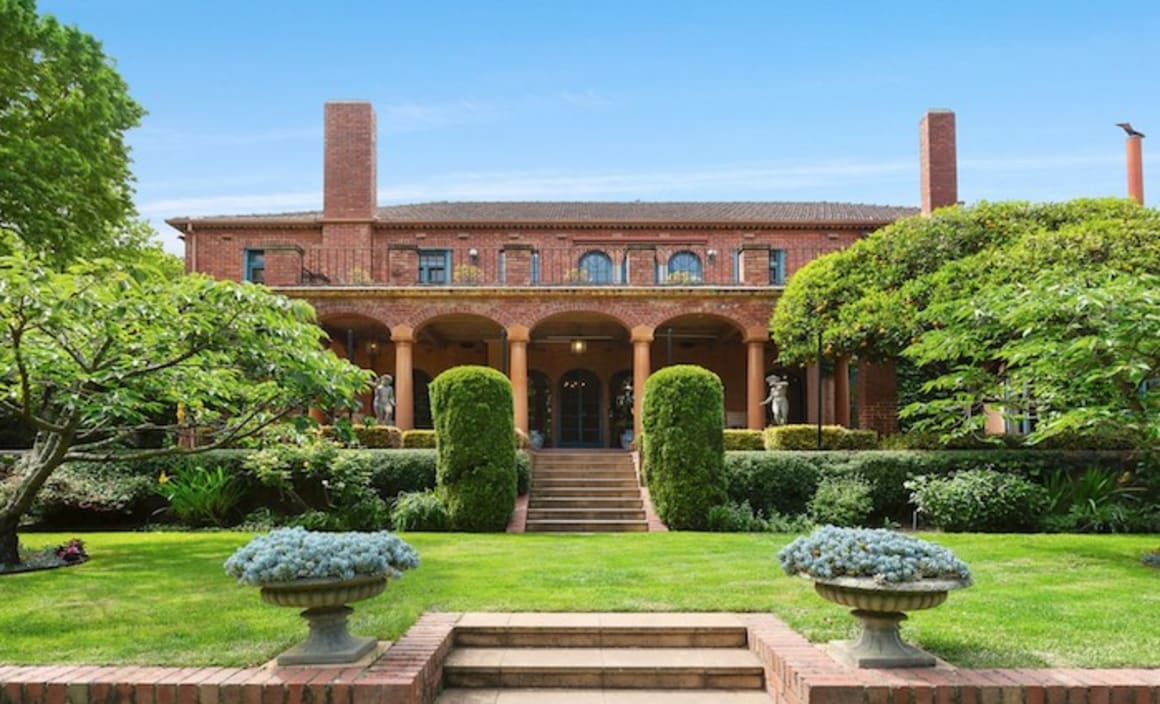 Clendon, Toorak home sells for $22.1 million