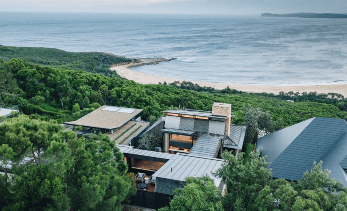 Spectacular clifftop Killcare Heights home listed with $5 million hopes