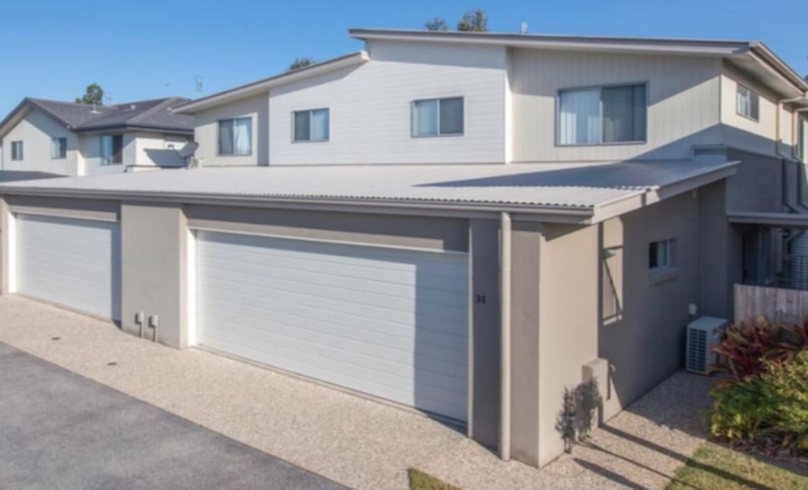 Threebedroom townhouse in Sunshine Coast sells for 391,...
