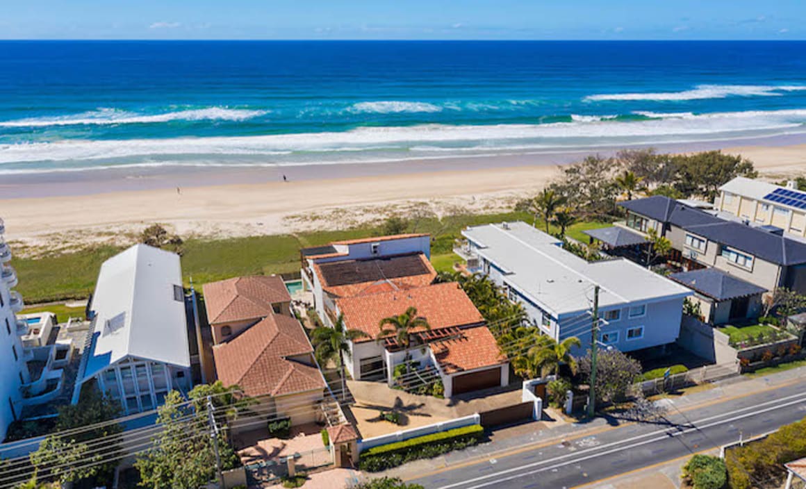 The Gold Coast's 'Millionaire's Row' Hedges Avenue experiencing a surge in sales 