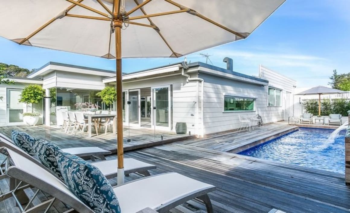 Single level Sorrento beach home sold