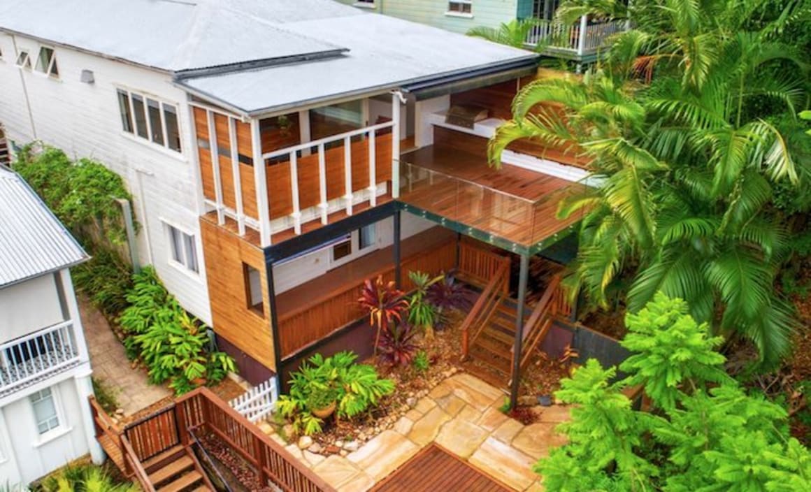 Rocker Andrew Stockdale lists Brisbane base